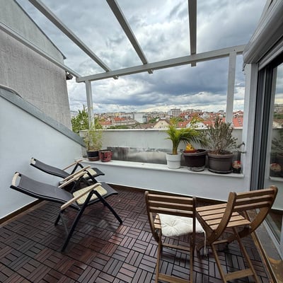 Vermietung einer Maisonette-3-Zimmer-Wohnung mit Stadtblick, 90 m², Belgrad, Serbien